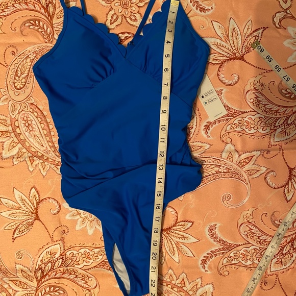 Cupshe One Piece Swimsuit Scalloped Neckline Ruched Waist Bright Blue - Picture 11 of 12